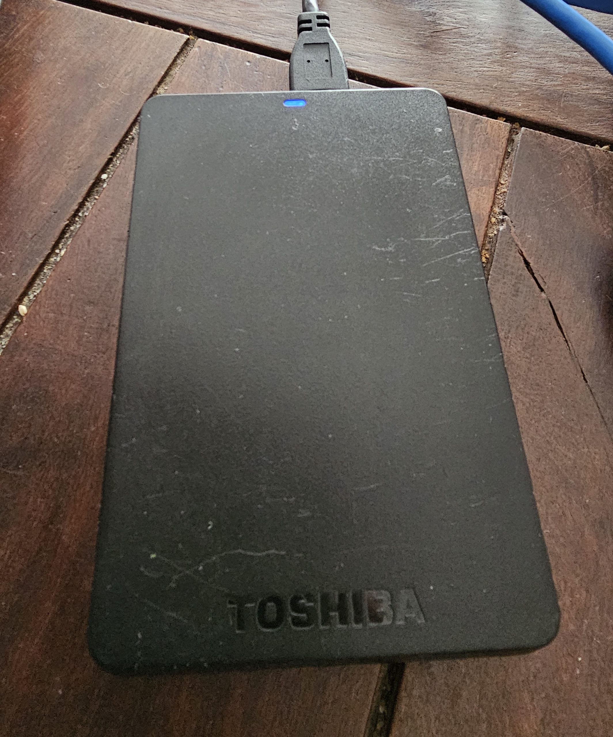 Disco Duro Toshiba 2TB - Imagen 3